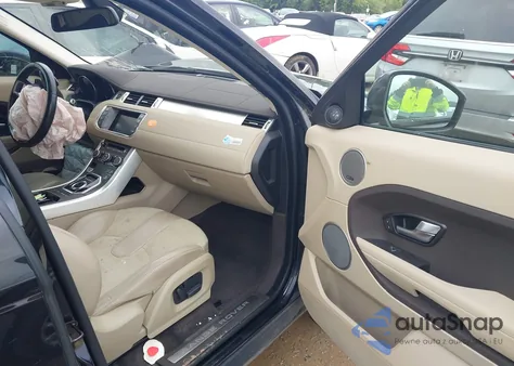 2015 Land Rover Range Rover Evoque Pure z USA, uszkodzony, nr VIN SALVN2BG7FH048238